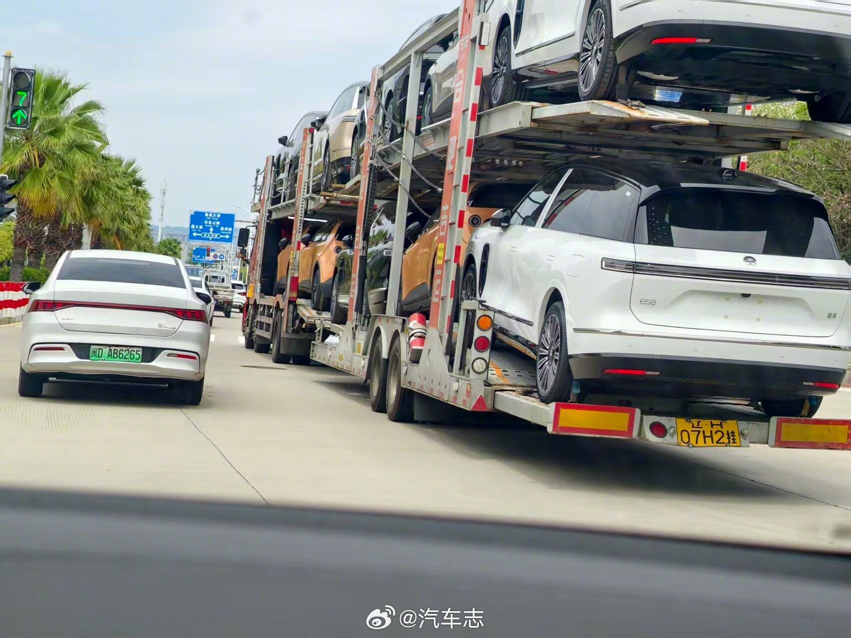 最近ES9大规模曝光，看来要发运到门店的节奏了？蔚来es9