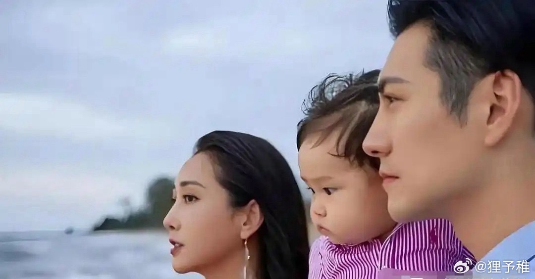 严屹宽和杜若溪的女儿，这貌相感觉有点正正得负 