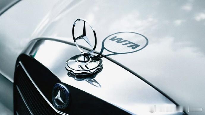 35亿砸出女子体育史最大赞助WTA又来了大赞助，奔驰十年35亿人民币的合作，有望