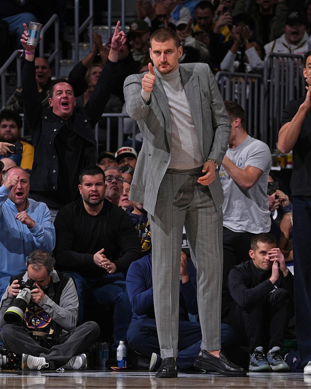 约老师可以安心养伤了！掘金全民皆兵客场119:108力克独行侠！穆雷单核带队砍下