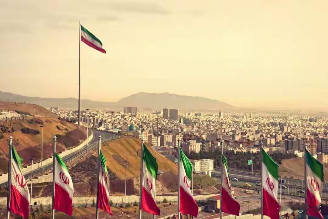 中方发布从伊朗撤侨令！美国建议立即离开以色列！战争或很快开始
 
中方终于发布了