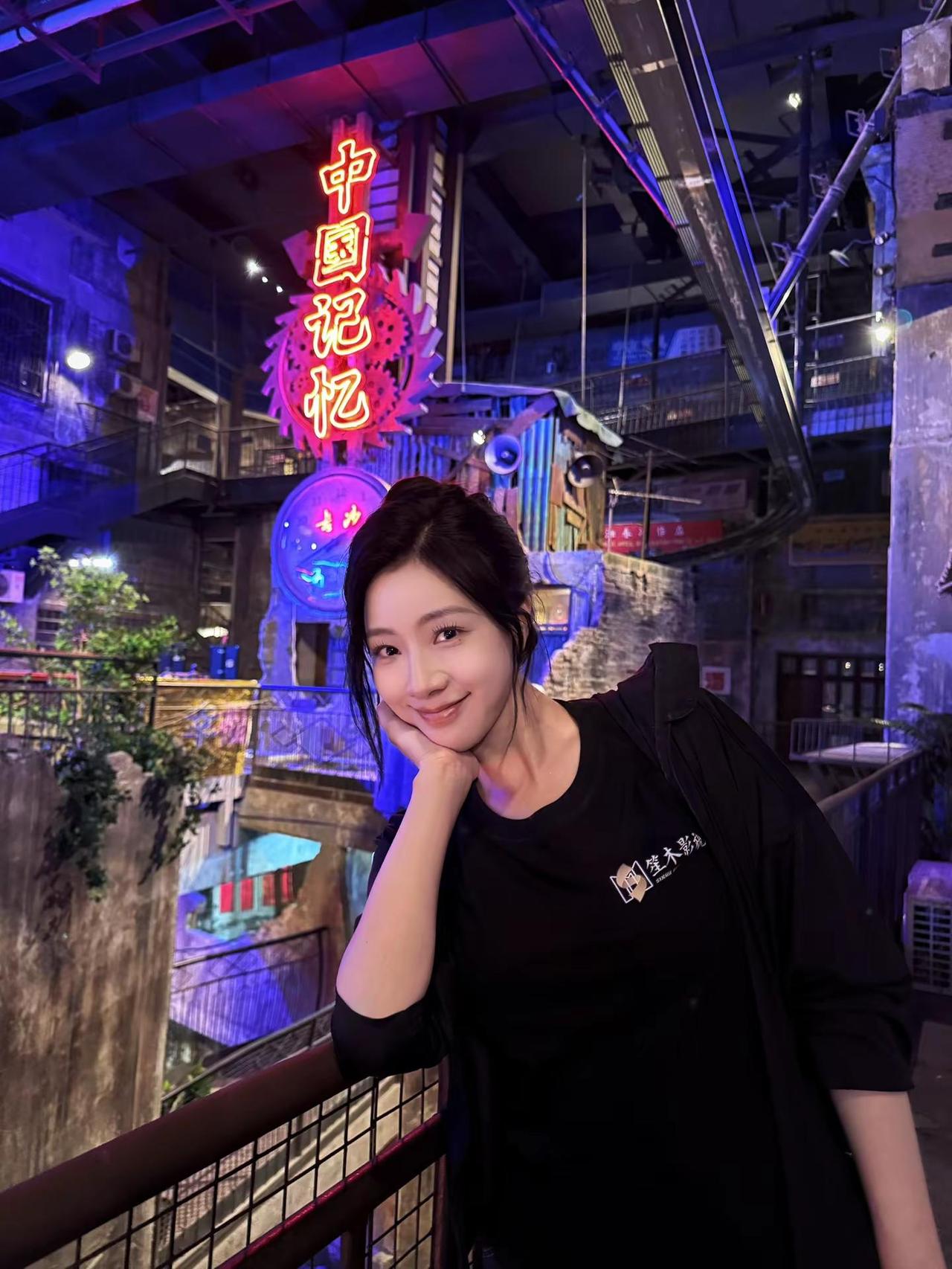 📍长沙 和章滢宝宝的夜宵❤️🫶。@演员章滢🍭 演员章滢🍭（扫黑大嫂版）