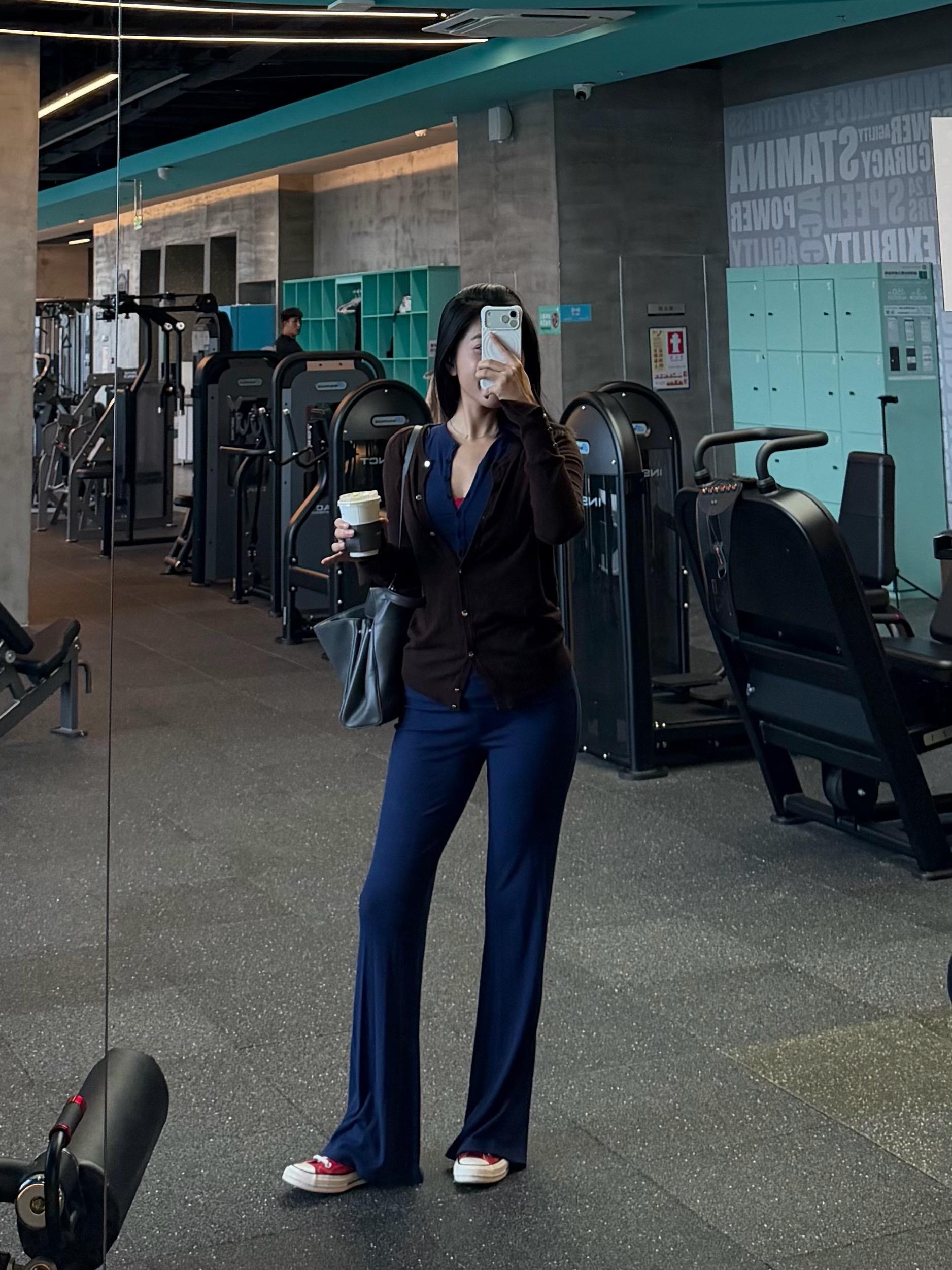 秋天总是比平常更容易感知幸福🥰