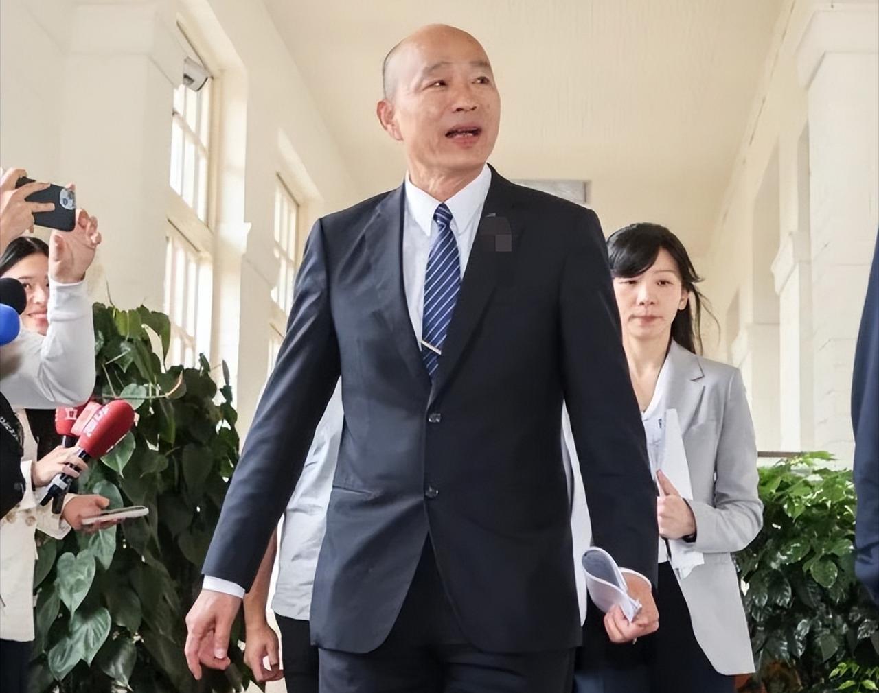 韩国瑜有些虚！面对美国官员“将让其付出惨痛代价”的威胁，韩国瑜仅在事发当时以“很