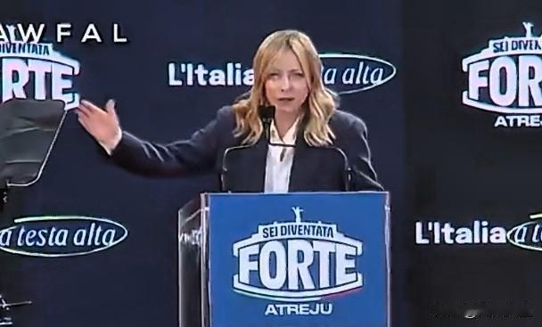 意大利总理梅洛尼谈美国总统特朗普“撤欧”信号，欧洲须战略自主，拒绝附庸。

梅洛