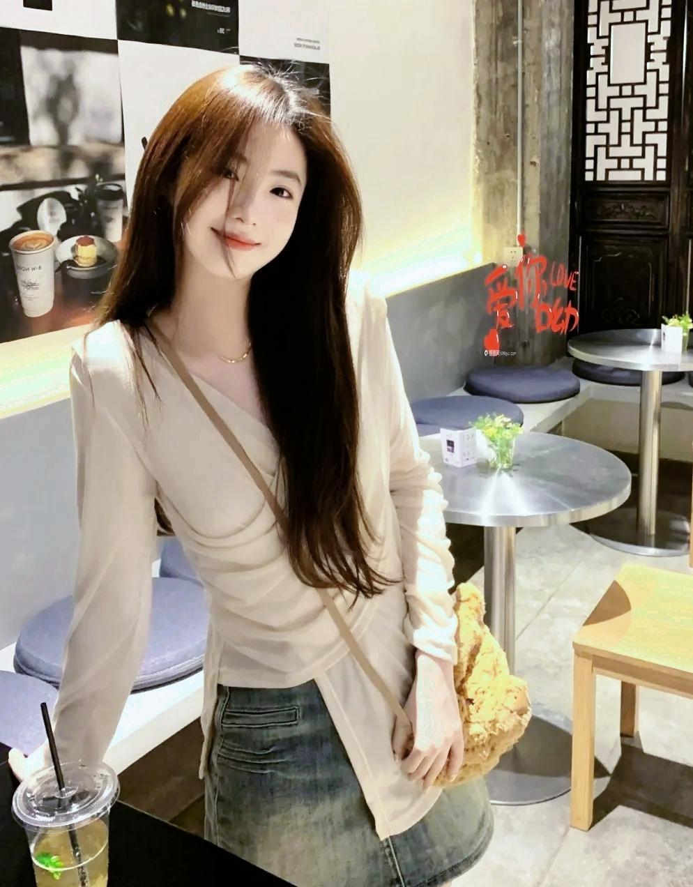 哪个更好看姐妹们