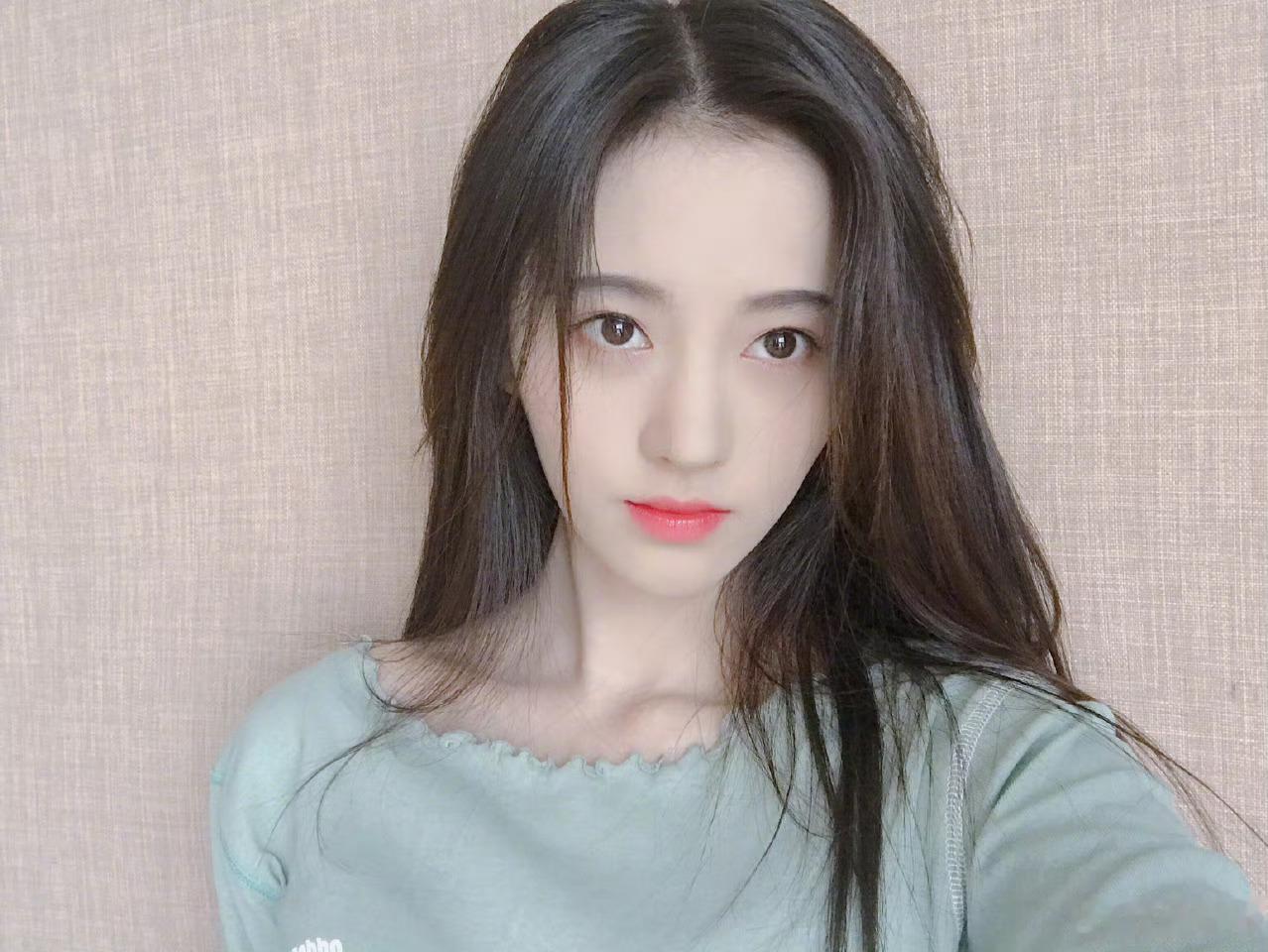 鞠婧祎 考古一八年真的好萌好萌的宝宝 