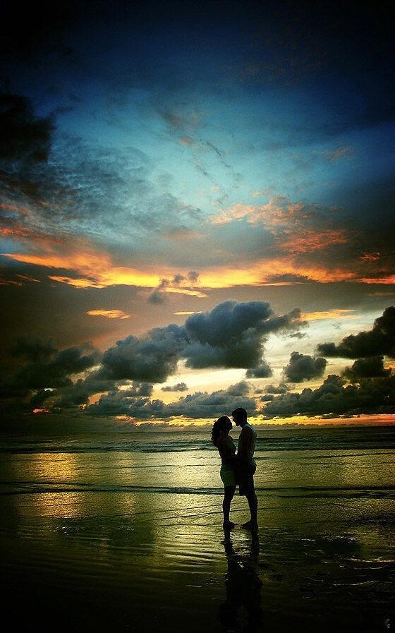 Love look not with the eyes, but with th