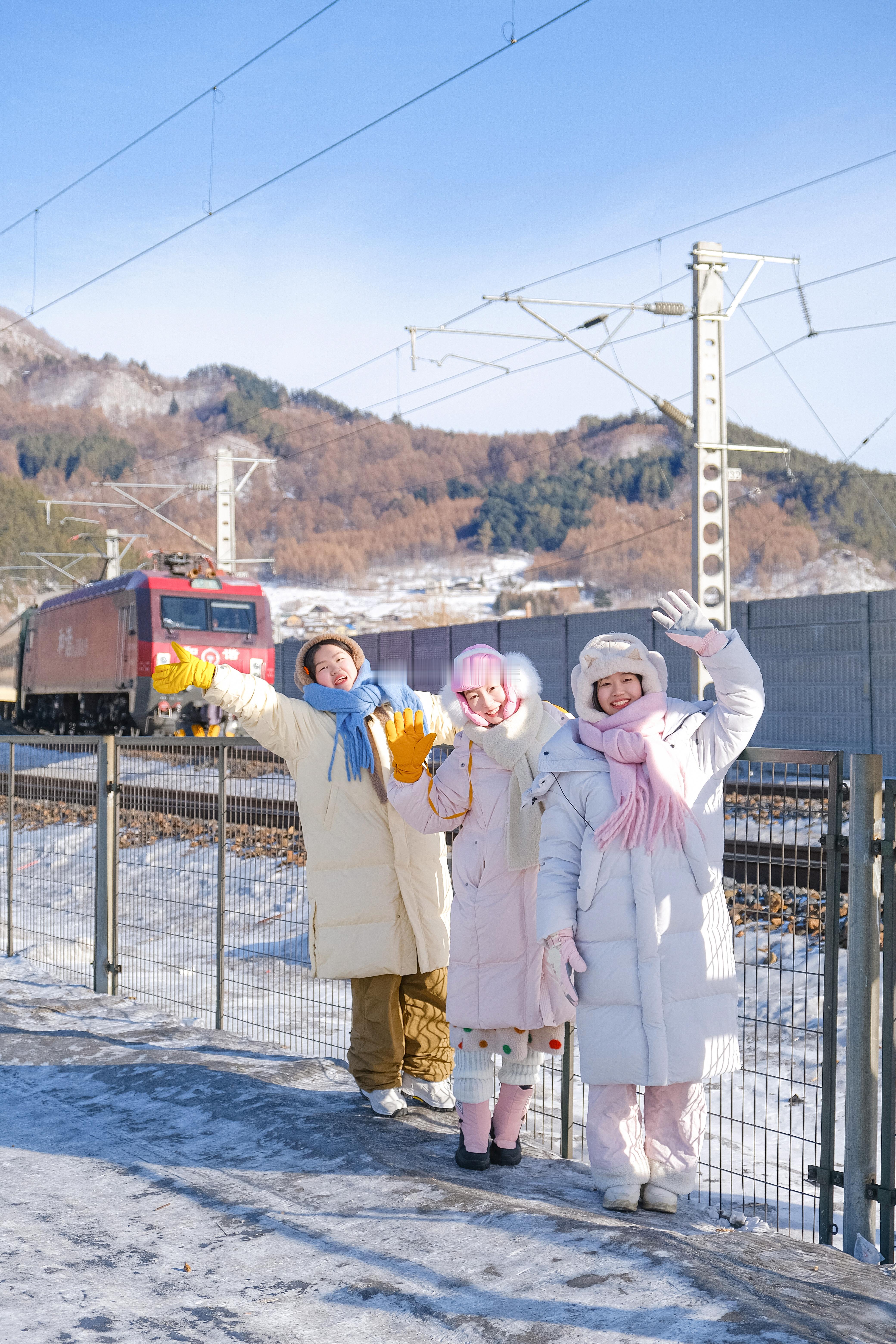 约定好了冬天要和好朋友去横道玩雪一起拍富有生命力的照片#横道河子约拍##横道河子