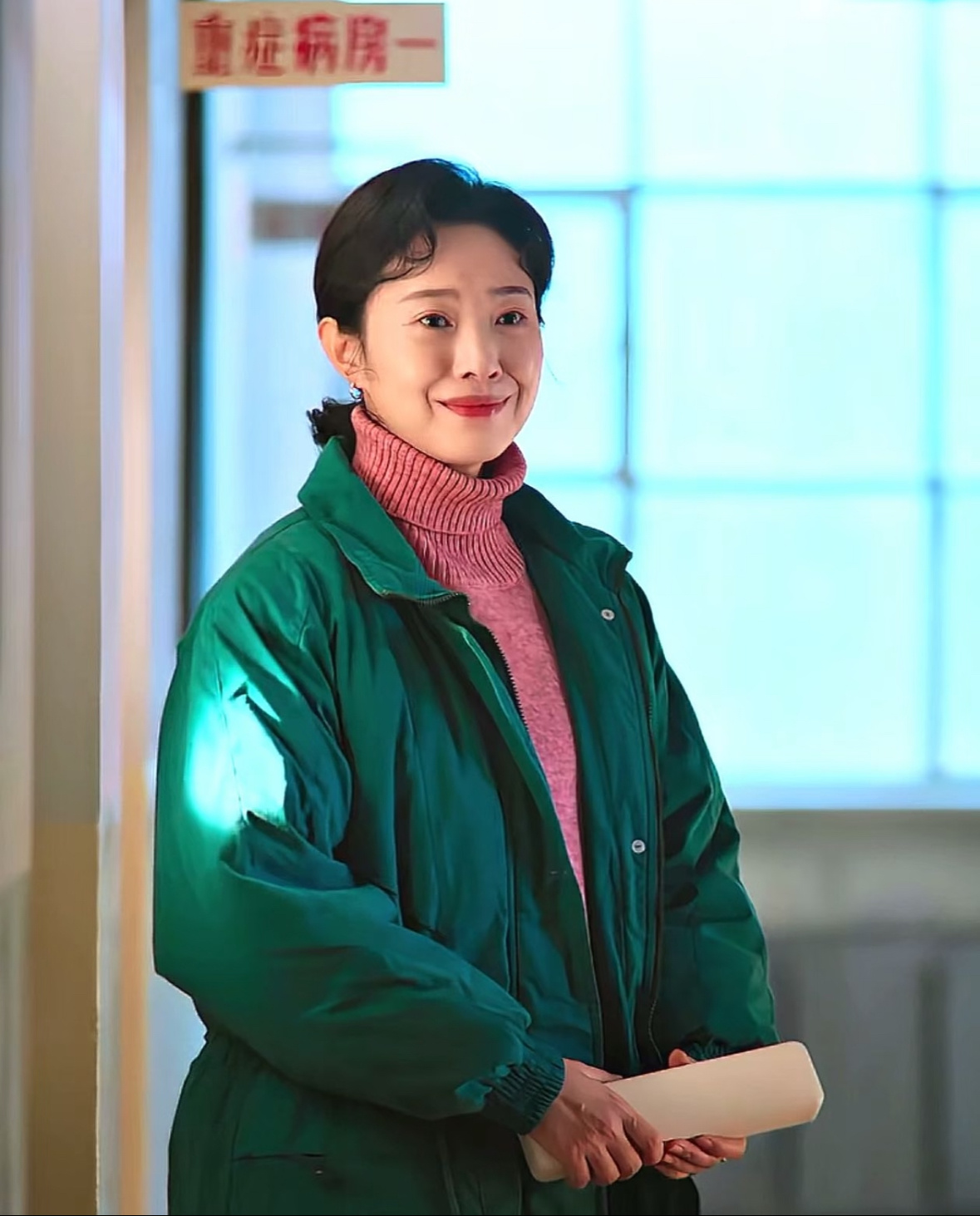 老舅 最近沉迷这部剧，是真的真的好看，在我心里堪比漫长的季节😭，有没有人懂…而