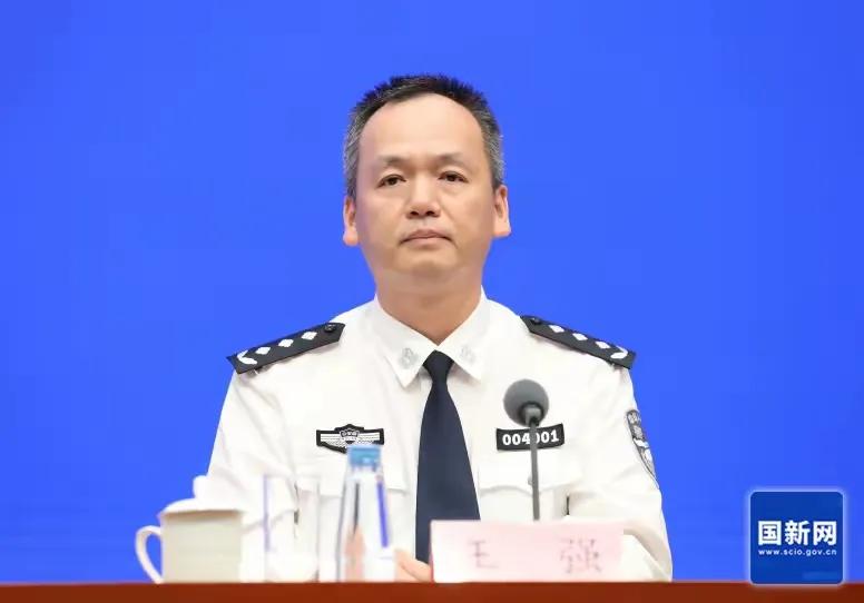 公安部：目前我国市场销售的汽车搭载“智驾”系统都不具备“自动驾驶”功能
2025