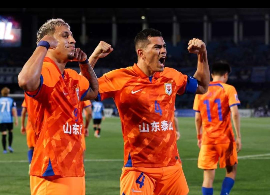 山东泰山要不去武汉三镇取取经吧，学习一下他们是怎么引援的，不仅引援的针对性强，而