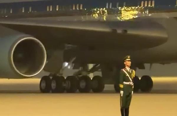 台湾郭正亮又歪又黑——恶意曲解美国处理中国赠品，恶意点评日舰闯台海。

5月15
