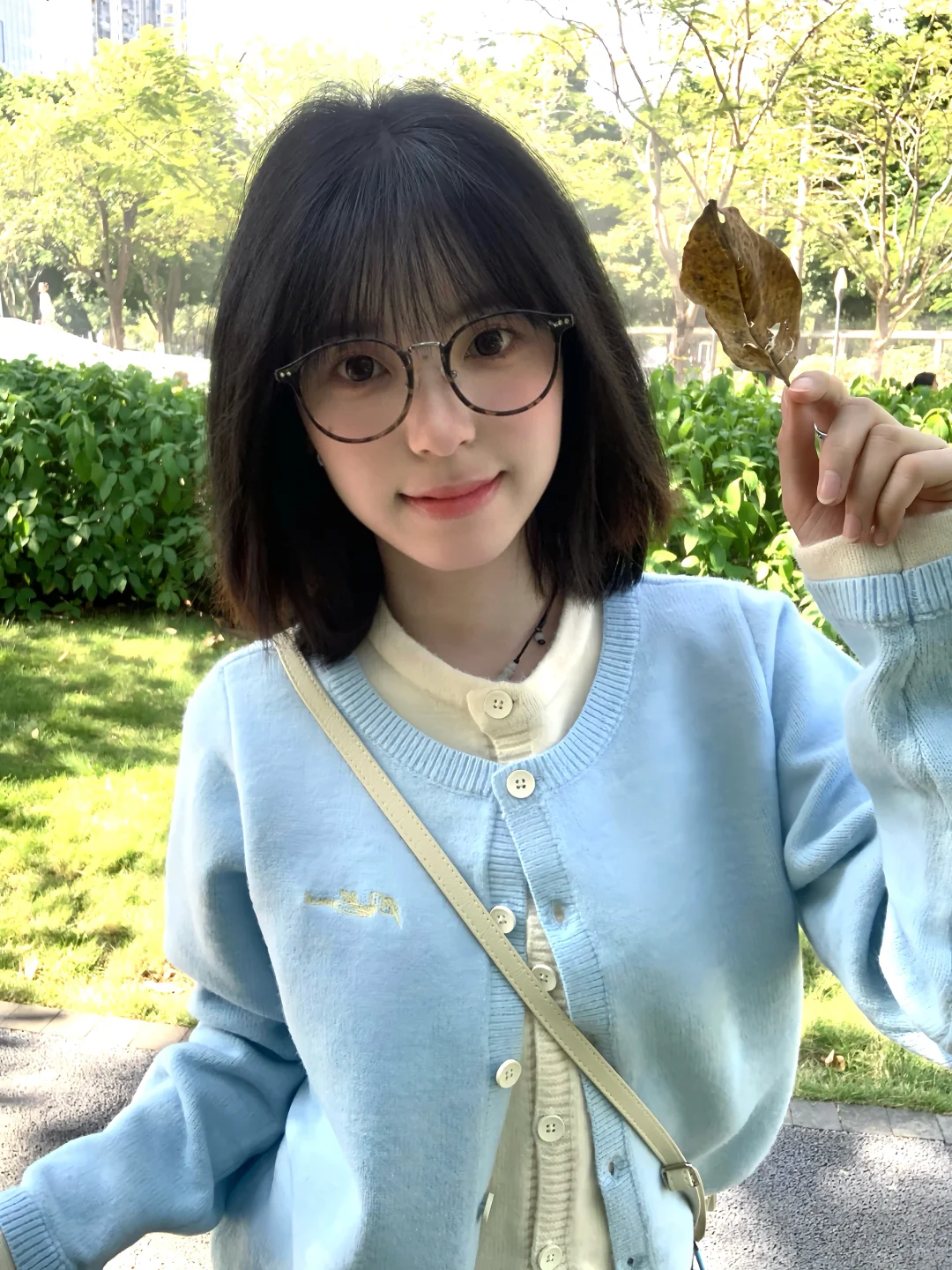 把落叶仍给你🍂