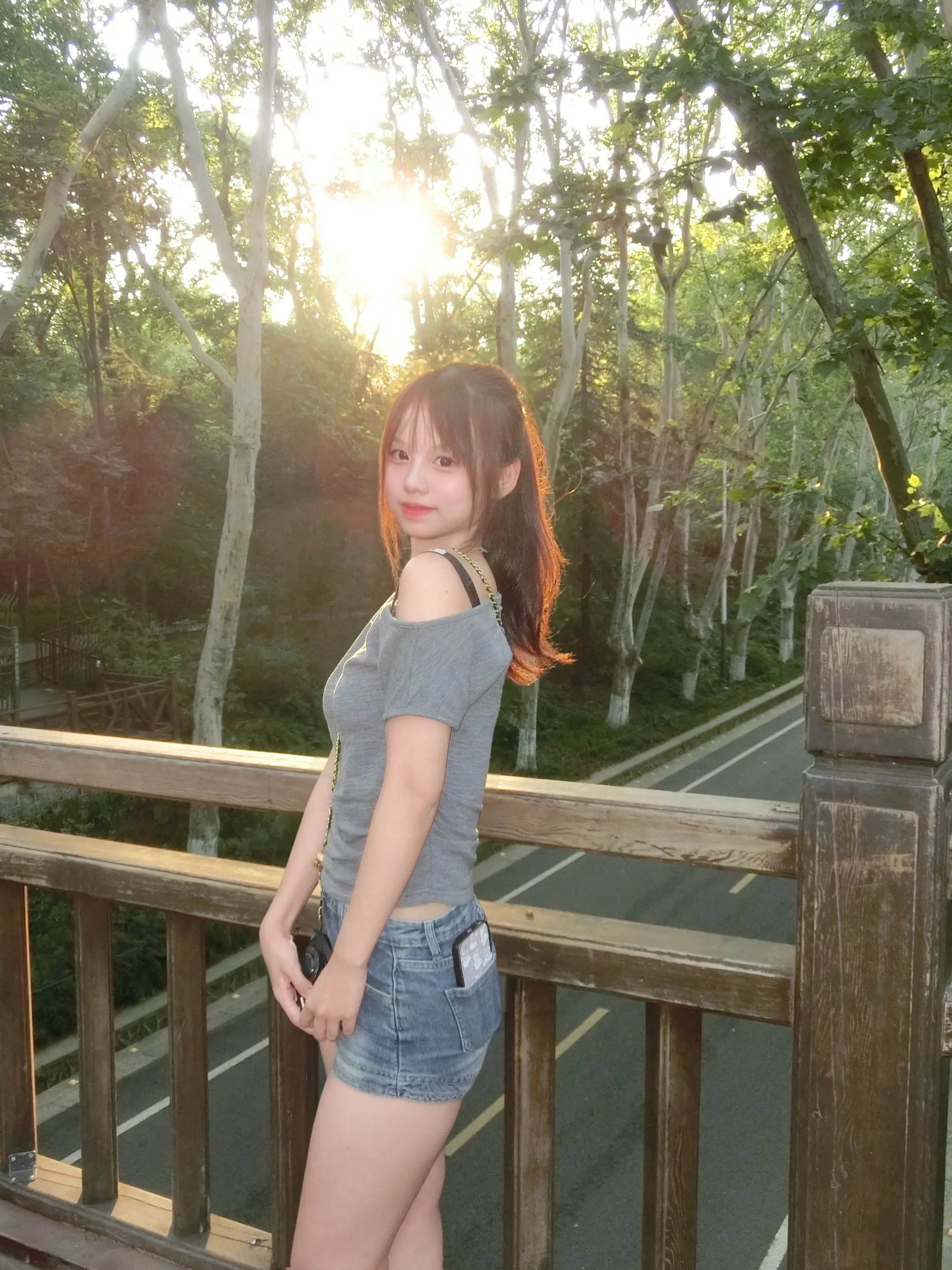 夏天 你既然可以一个人走南闯北 那就什么都不要将就
