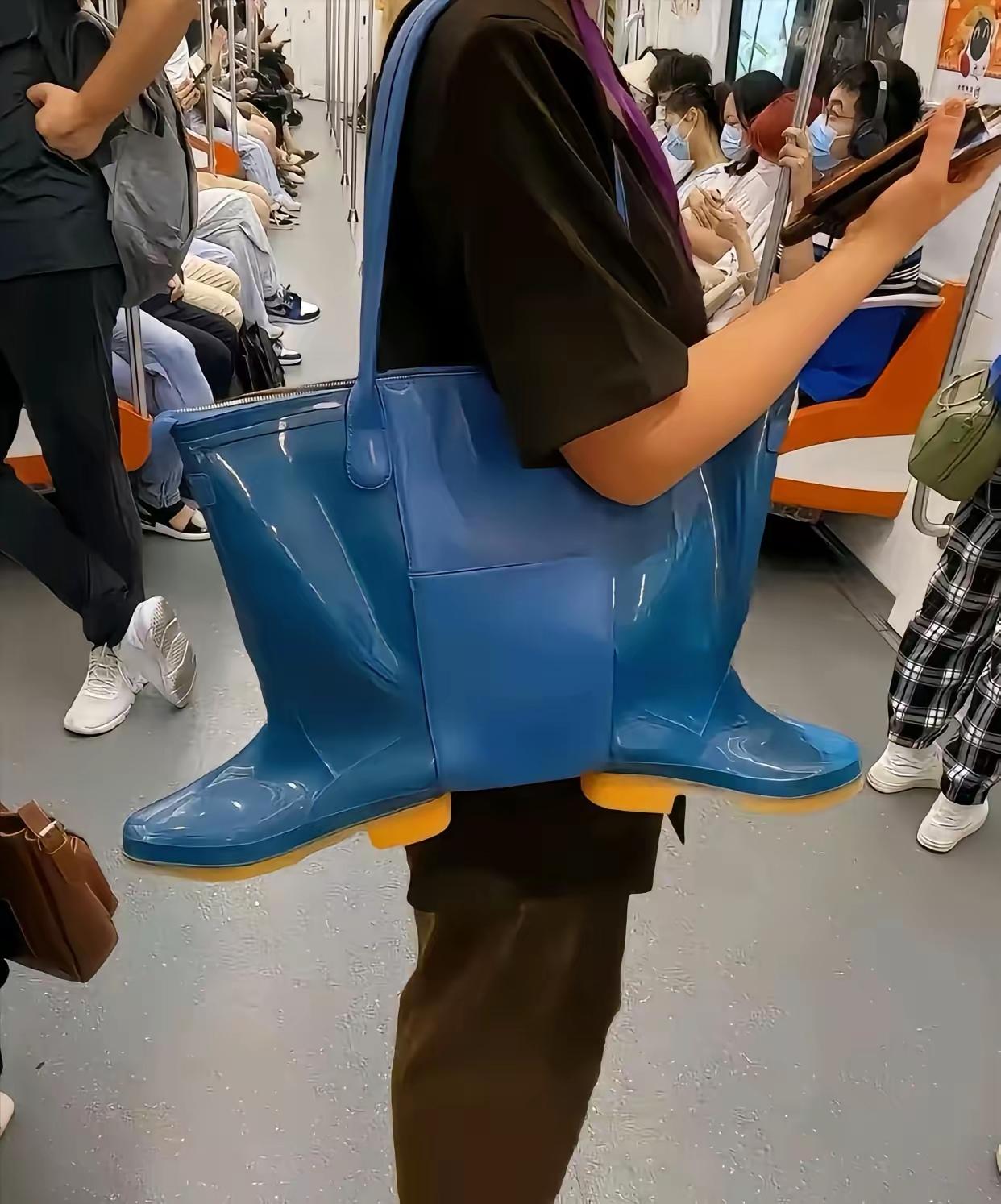 地铁上看到的，这是干什么用的？