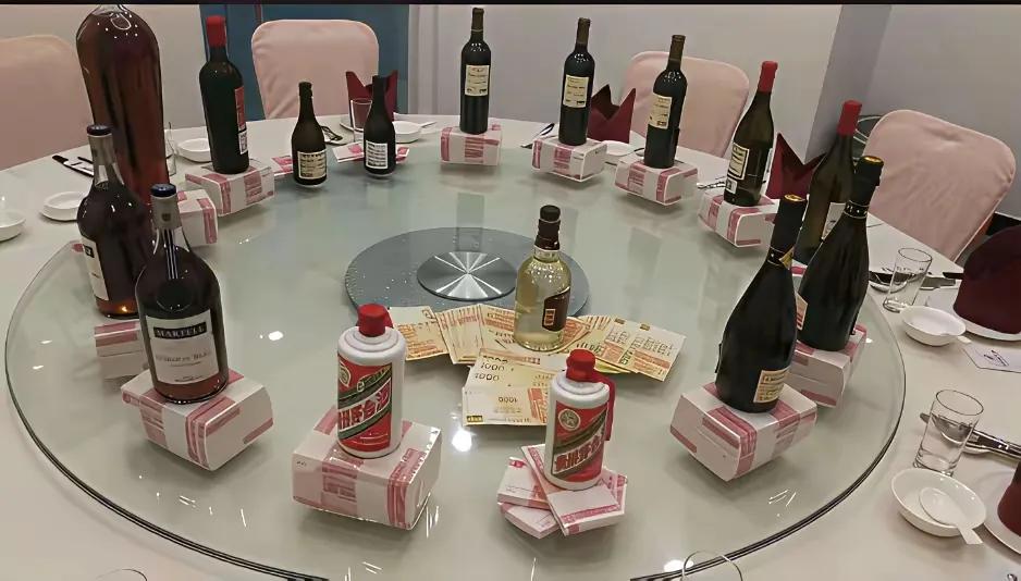 实话实说，参加这种酒局，你可以来几瓶？[what]