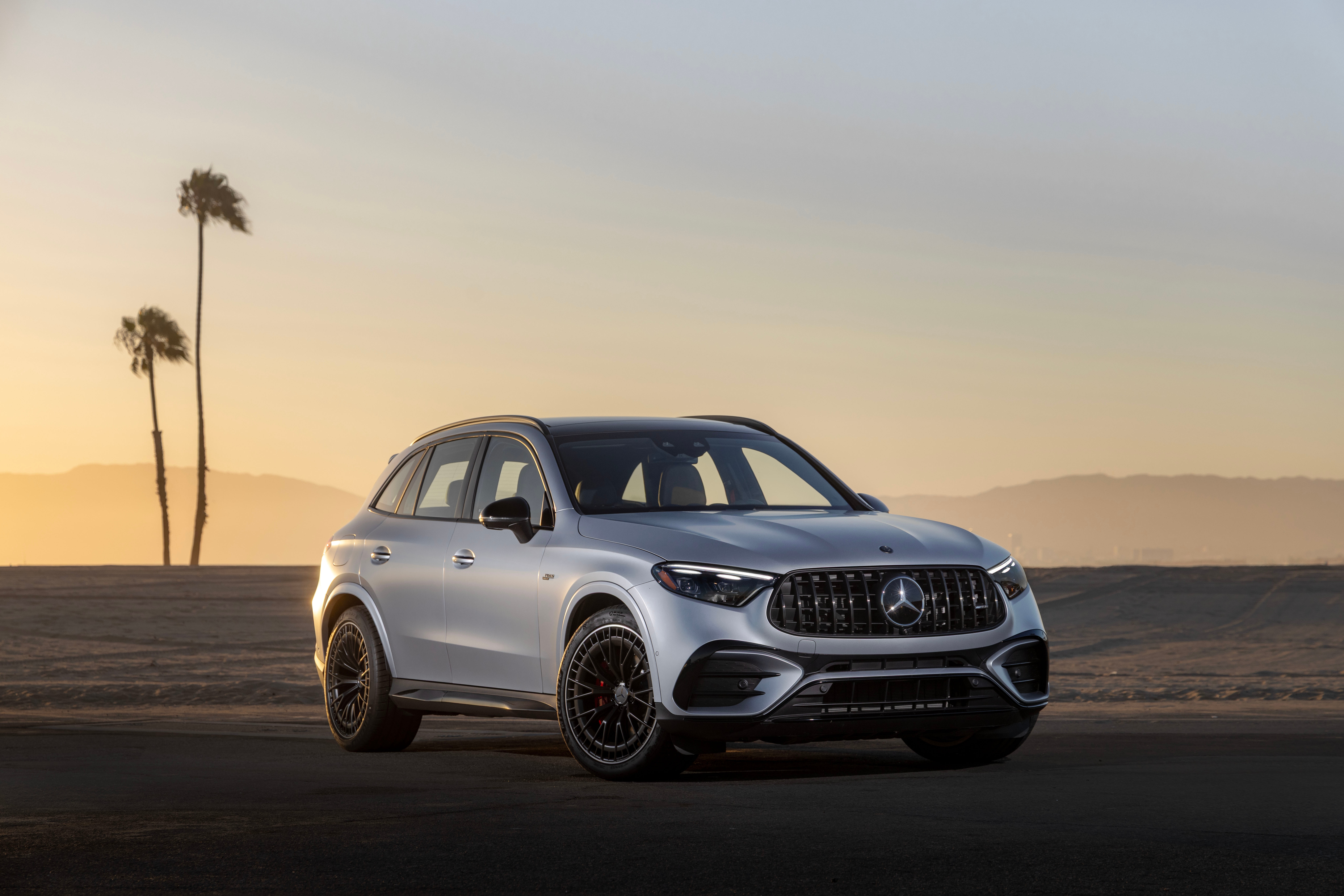 梅赛德斯–AMG GLC53 4MATIC+