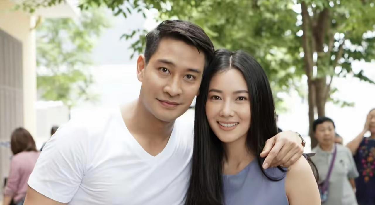 哇哦，太帅了，阳光帅气的大男孩子，