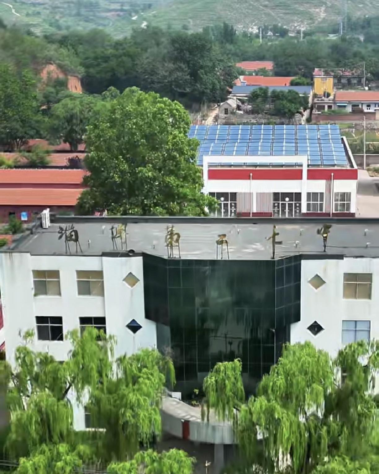 淄博二十中，我的母校。虽然这是我毕业后迁建的校园，虽然母校早已停止招生，变成了教