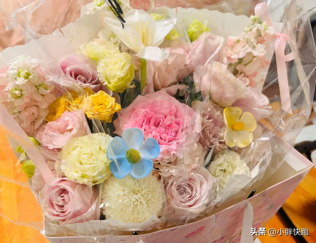 女孩子长得漂亮但没知识的话真的会很惨，比长相普通的残很多。那些初中就被男生纠缠到
