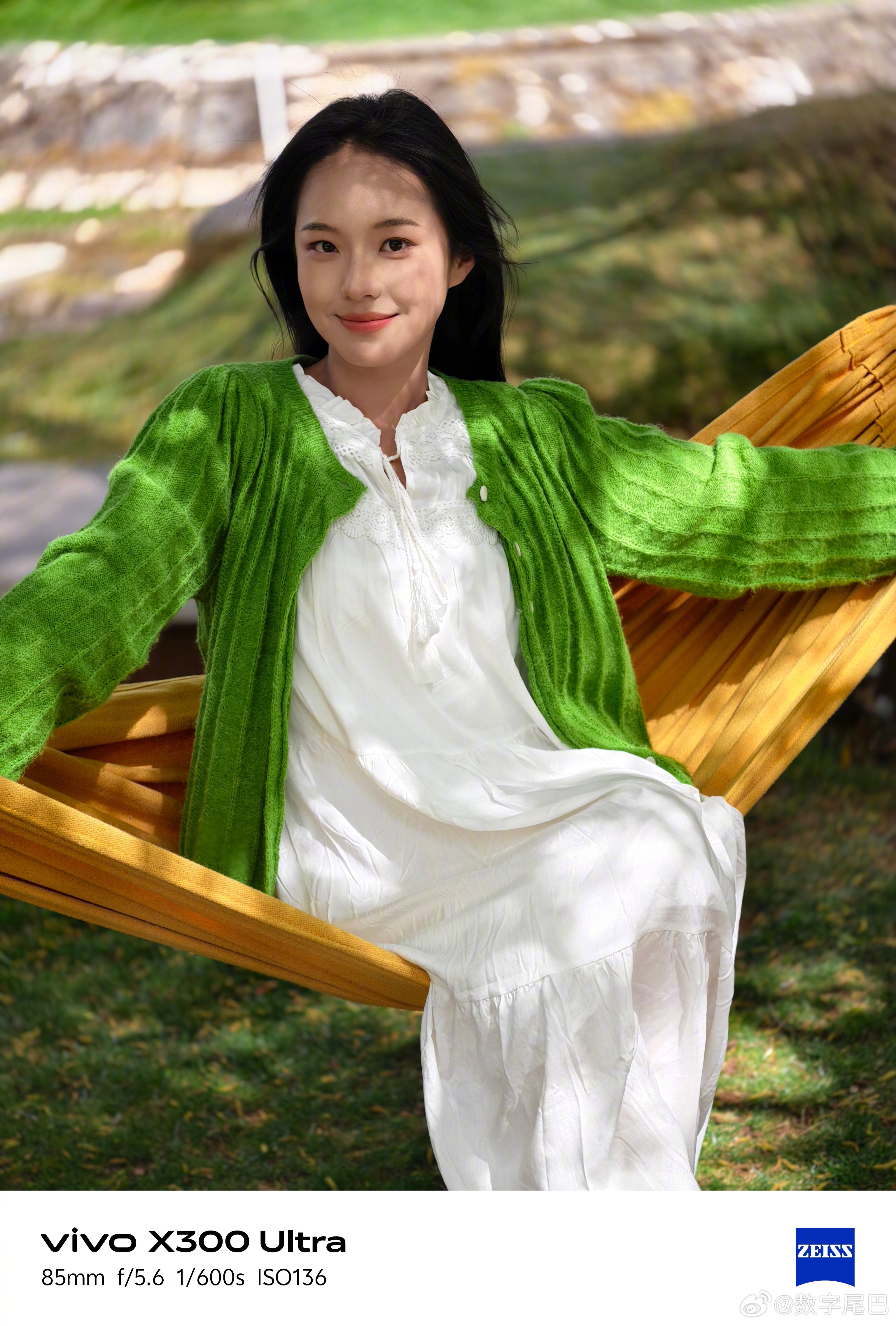 来看看今天用 X300 Ultra 拍摄的样张，大家觉得好看吗？ 