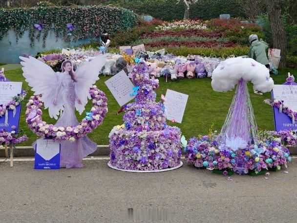 【On.cc】李玟生忌︱歌迷齊集武漢　李思林有意拍紀錄片完成CoCo遺願今天是已