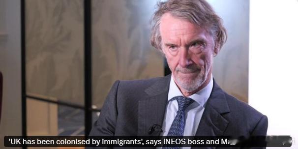 拉爵今天因涉政言论登山各大英媒头条。拉爵接受天空体育采访时说“英国正在被移民所殖