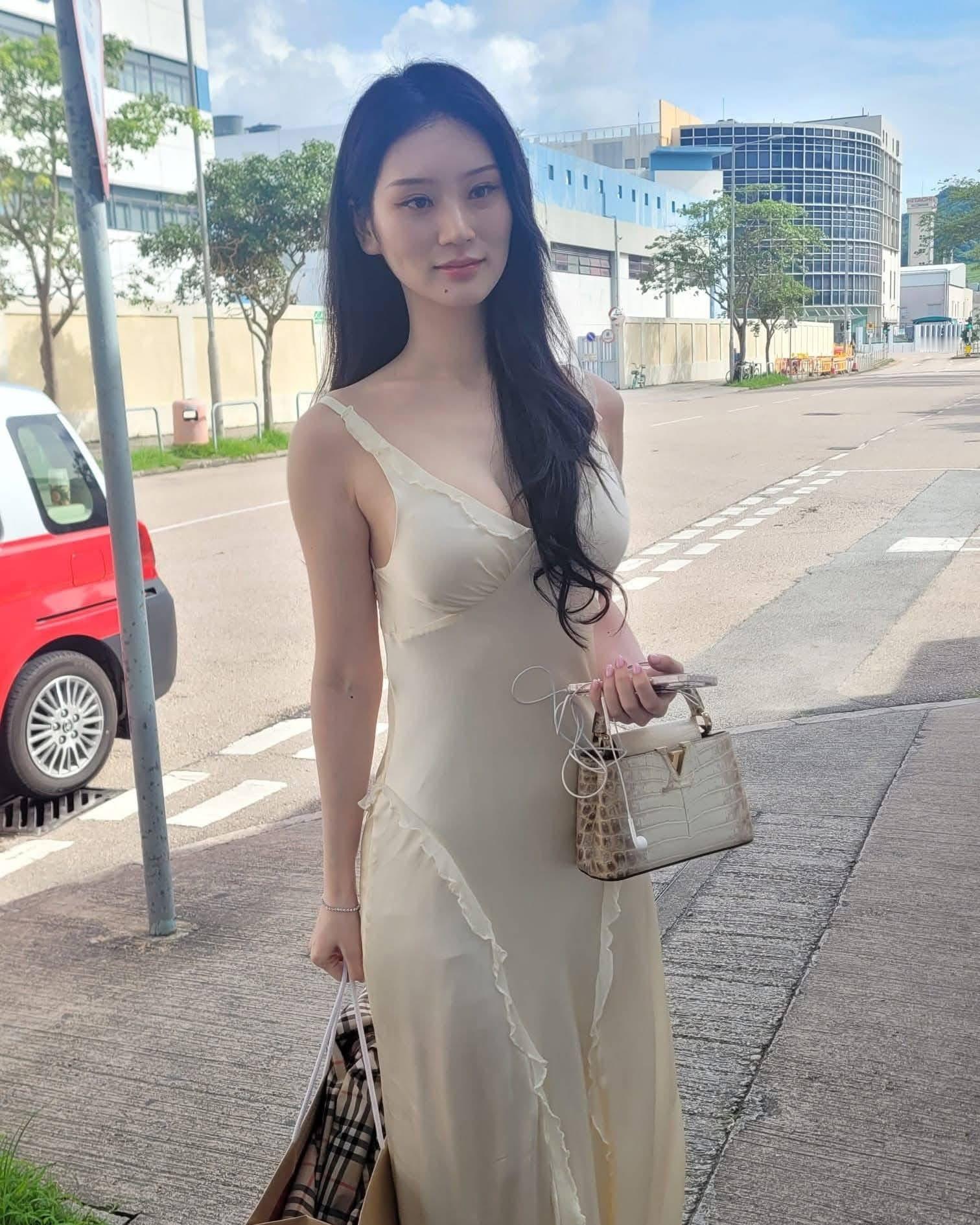 搞笑内涵图[超话] 香港小姐竞选2025，看看你喜欢哪一款 ​​​