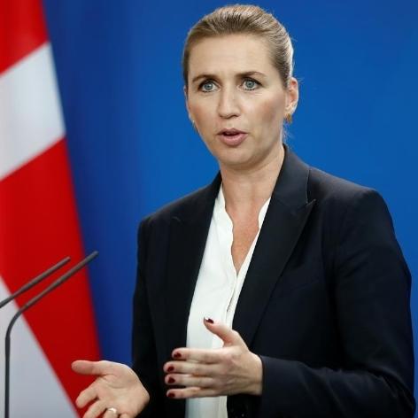 够狠！这才是真正的“掀桌子”。

丹麦女首相指着美国鼻子放狠话：敢动格陵兰岛，北