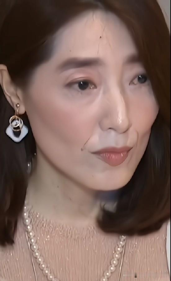 亚洲第一乳神杨思敏，当年凭借饰演潘金莲一炮而红。19岁时，她从日本奔赴中国台湾开