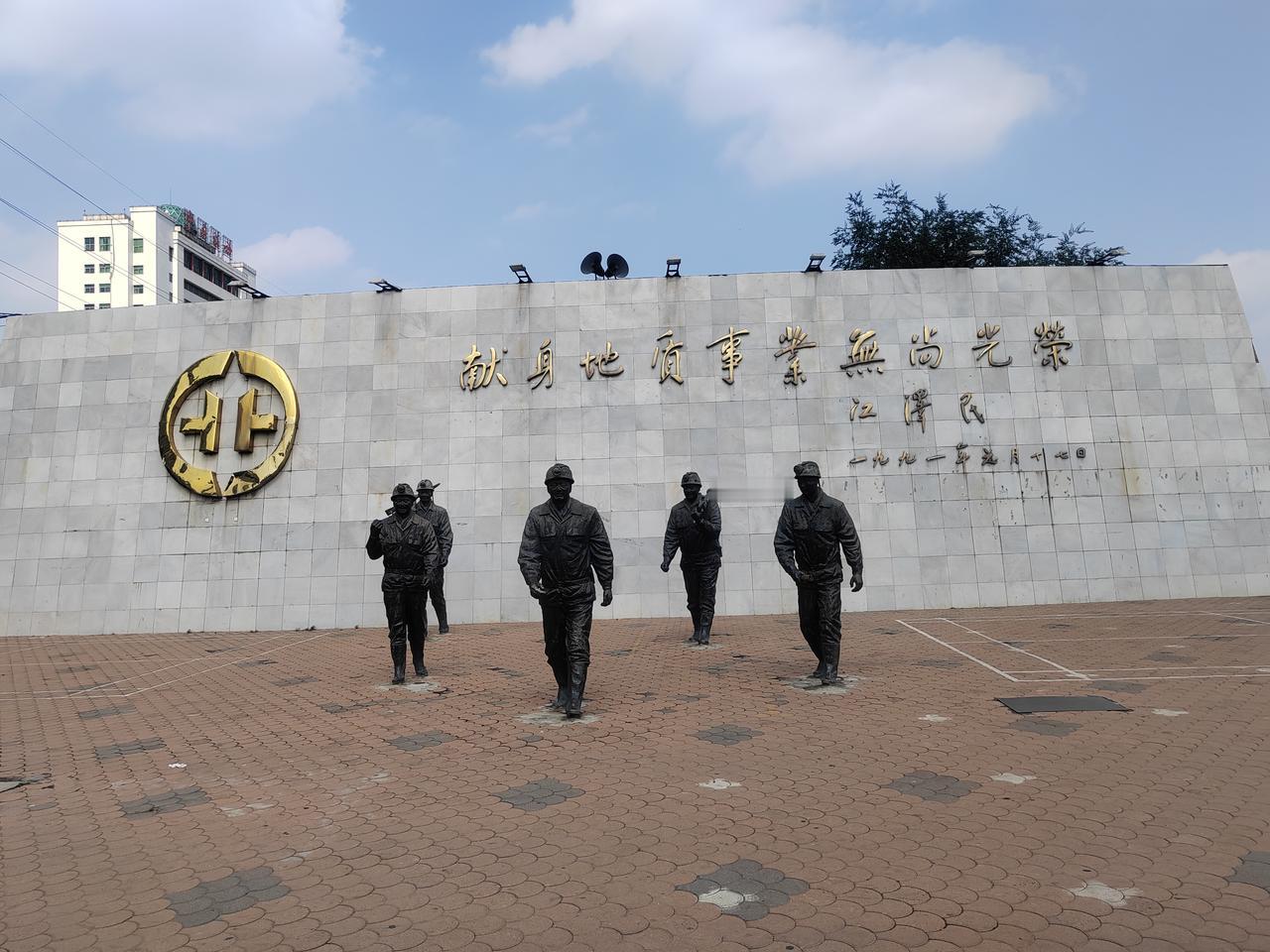 之所以这样说，是因为我在平顶山已经生活了七年了，通过这七年的观察，让我感到最明显