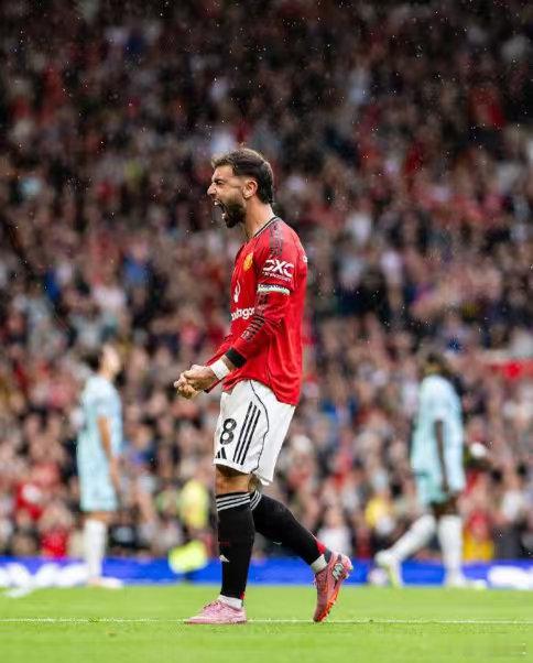 006 英超 曼联 (4) vs 热刺 (14)胜负看好：胜/让平胜 (-1)比