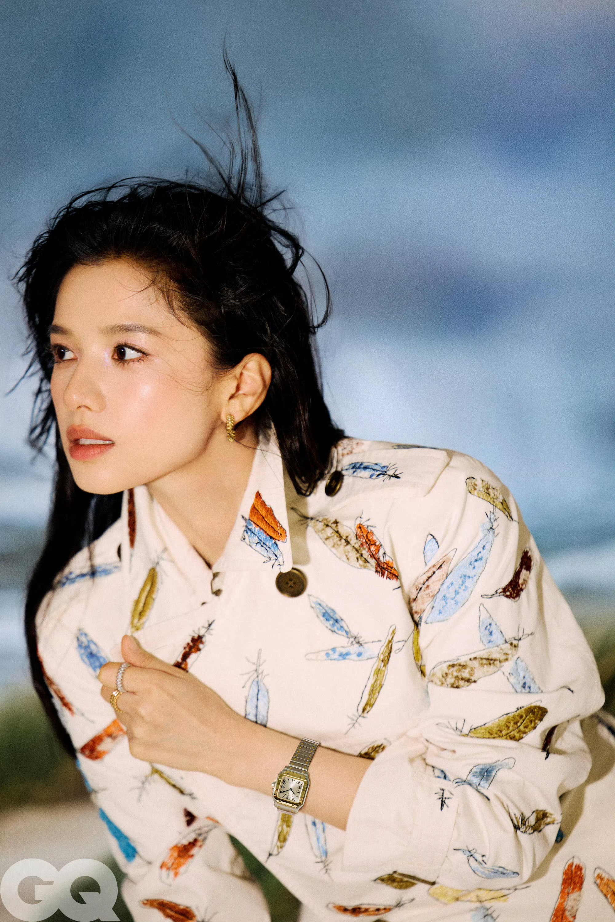 张婧仪猎豹一样的野性美张婧仪原生态的凌厉美彻底打破温婉的固有印象，这组大片充满野