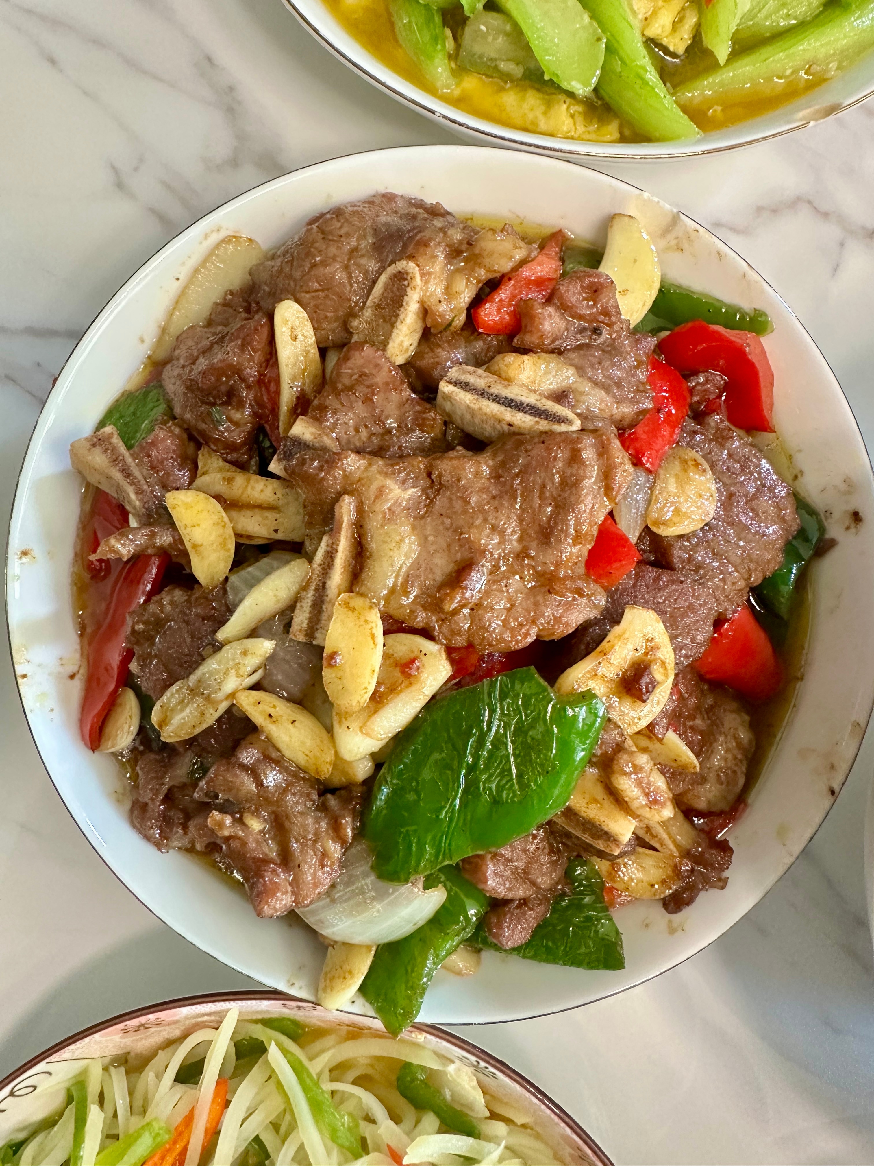 小w食堂⚡WBG决战今夏不负热爱 今日食堂九宫格plog🧩炎热天气☁️用一碗冬