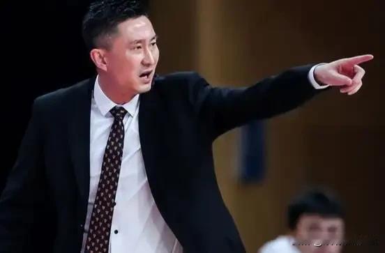 广东全运男篮U22逆转夺冠！杜锋'二十分算个屁'霸气言论再成真理