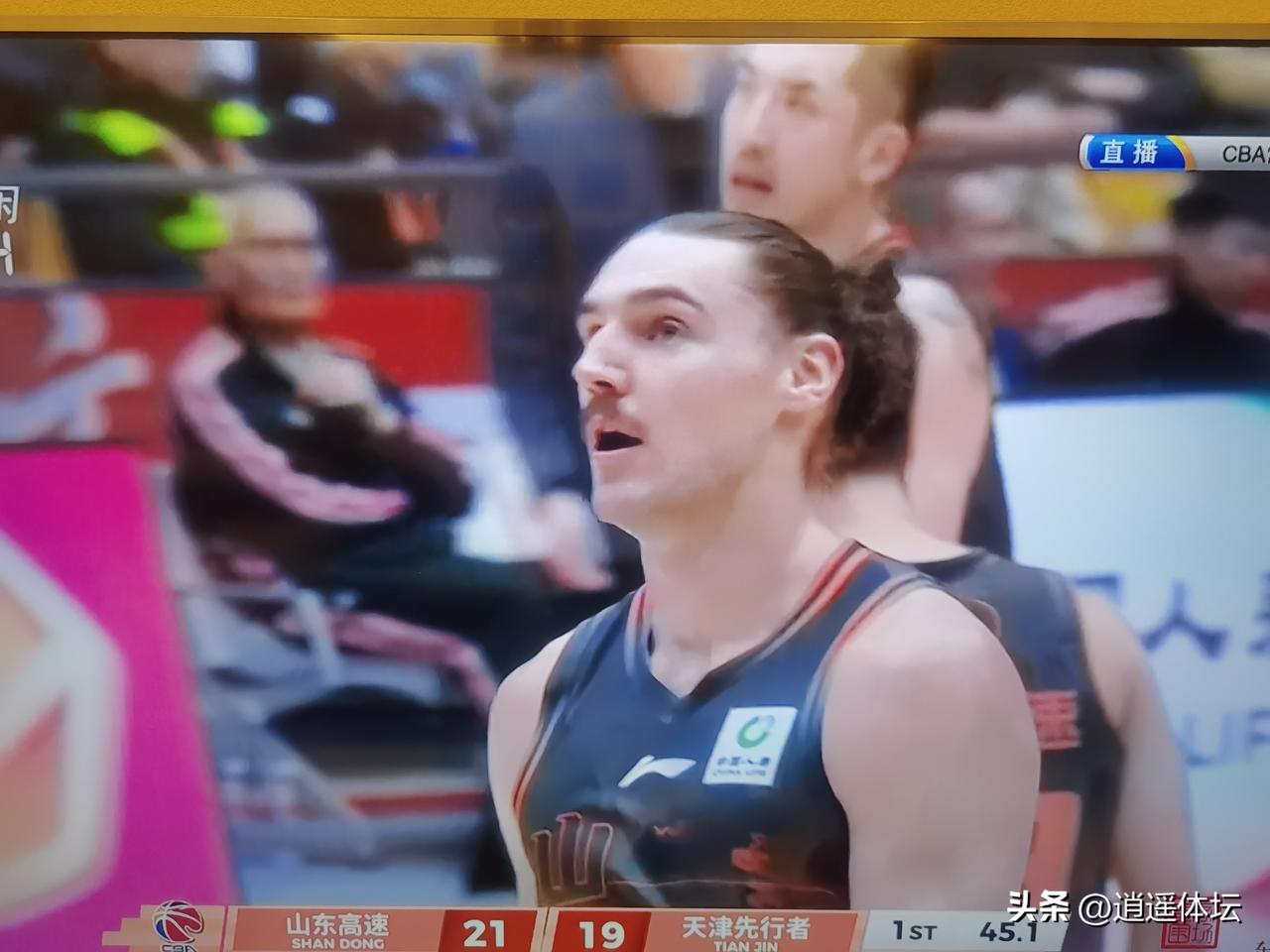 山东高速男篮王正去哪里了？邱彪，能不能给个解释？
      山东高速男篮在主场