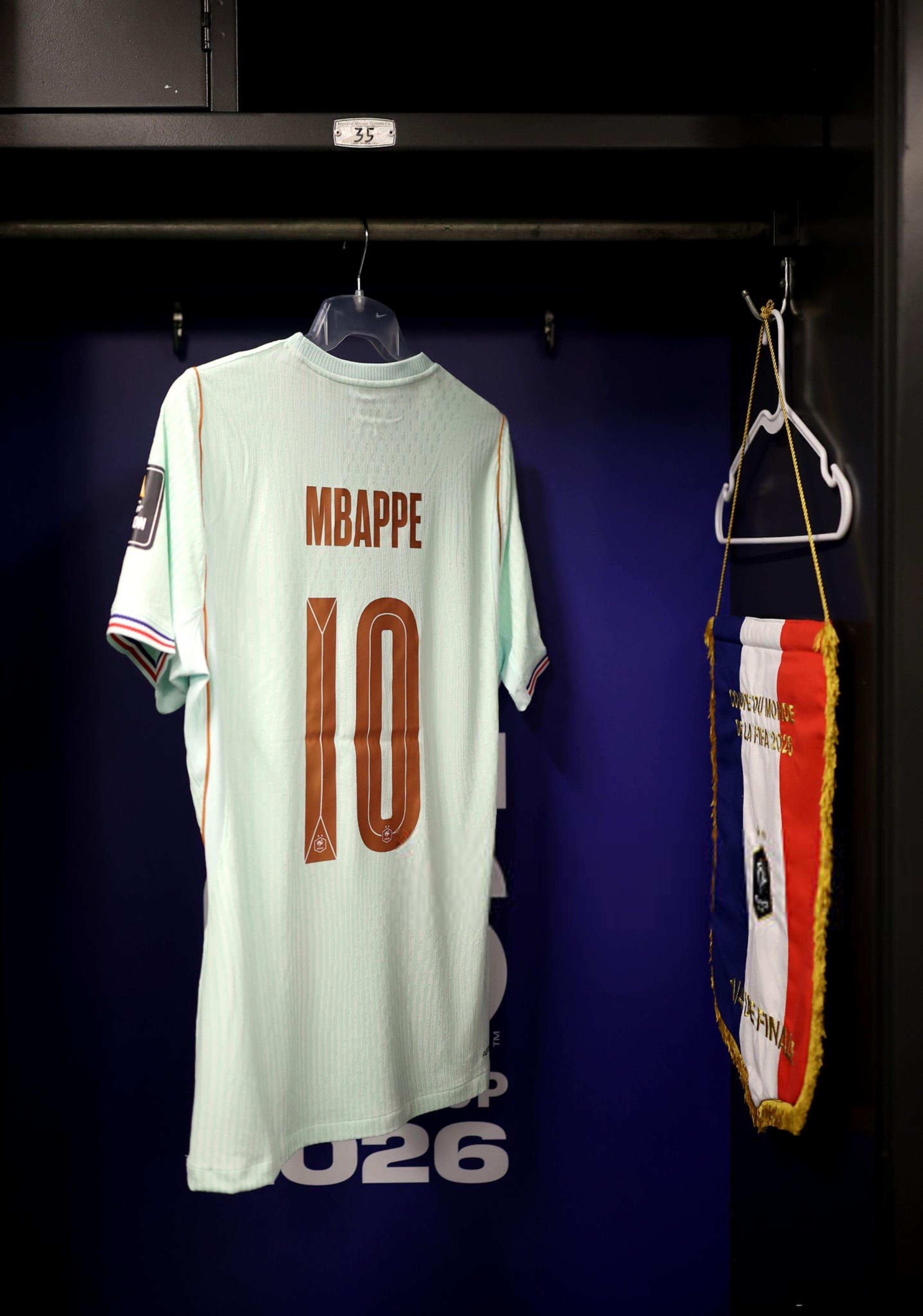 法国vs摩洛哥France  Dressing room 