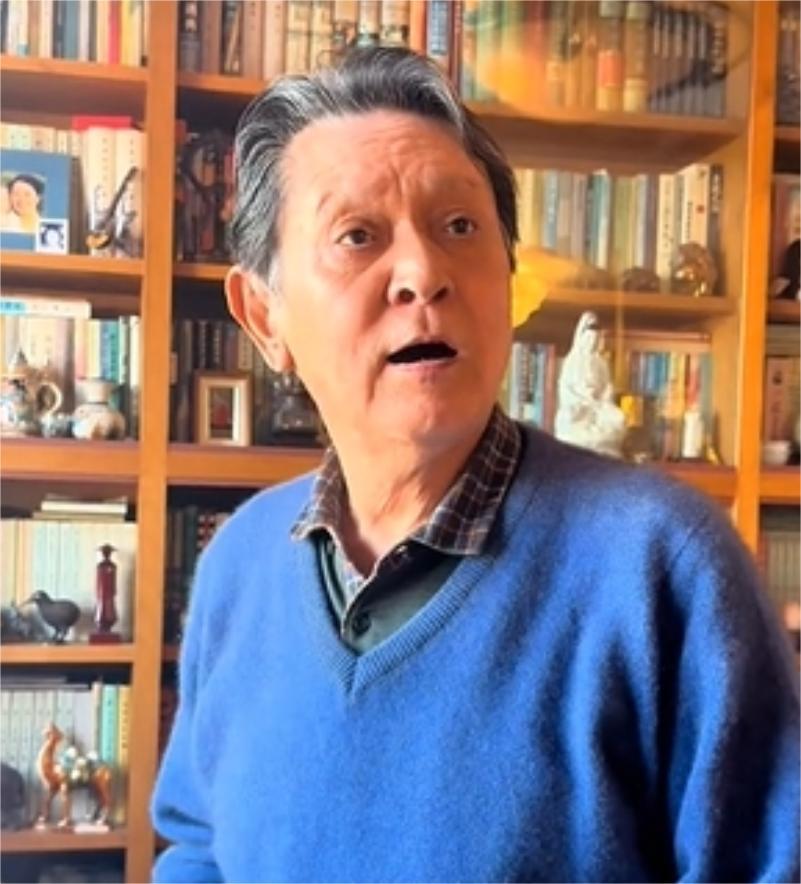 姬麒麟1947年生于北京，是圈内少见横跨京剧、舞剧、话剧、影视的全能表演艺术家，