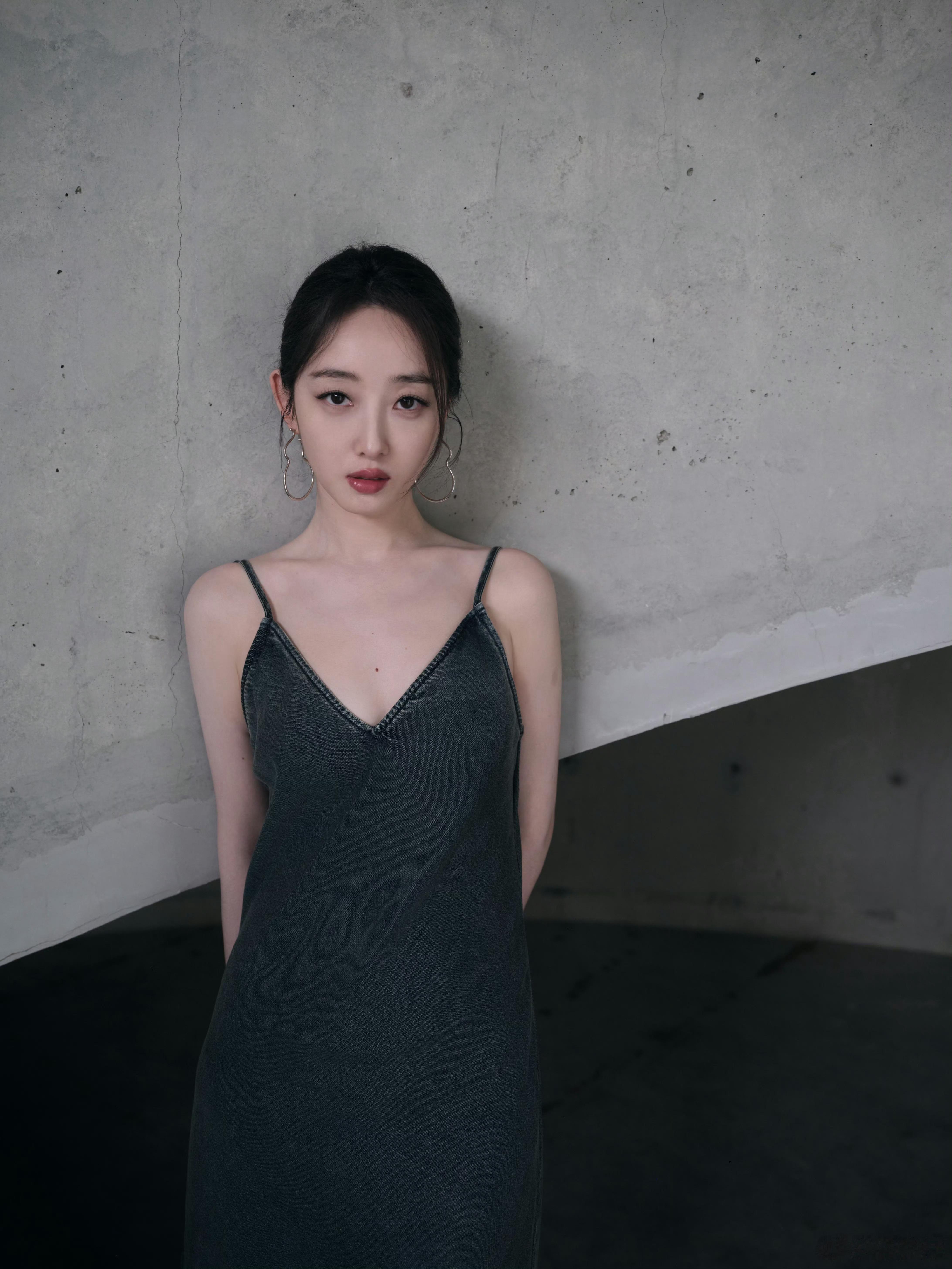 蒋梦婕成都活动摆拍照 ​​​