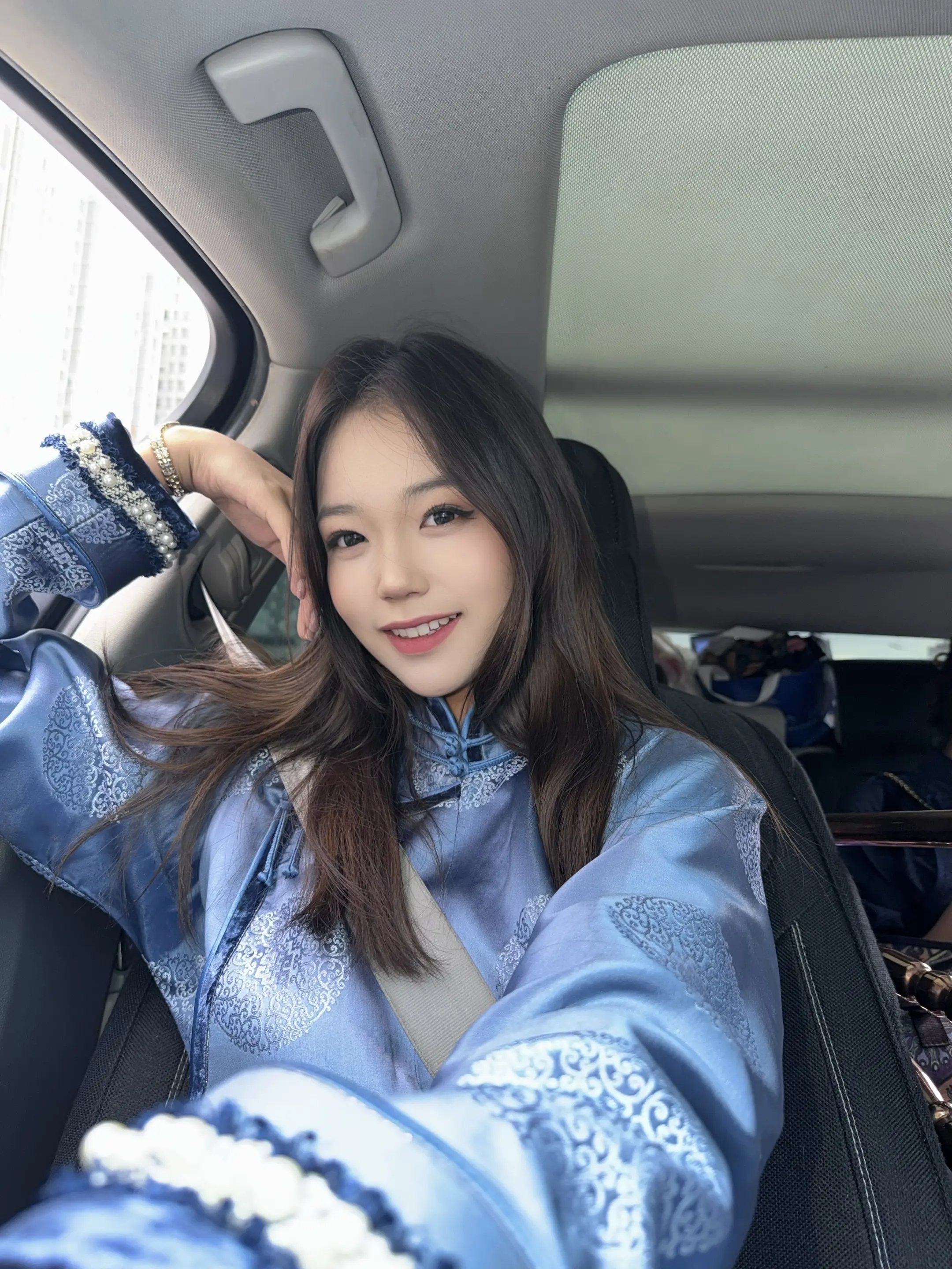 无数个幸福瞬间 构成人生的意义 祝我 善良 明察 通透 永远自由坦荡