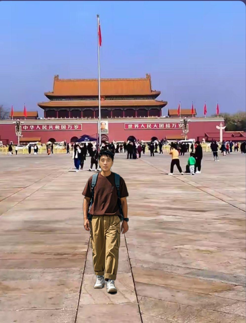 。人民人人平等，一首，北京金山上，送给大家一一一