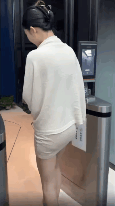 只要身材好，门禁都拿你没办法