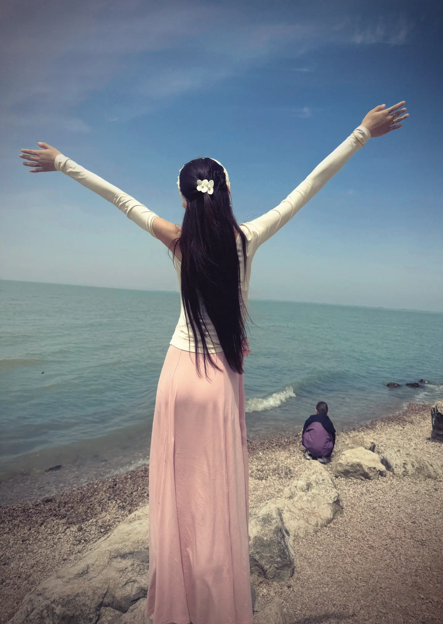 𝙙𝙪𝙙𝙪𝙙𝙪 🚎 ᐝ 出门溜溜，找找快乐，吹吹人间发财风🌬️