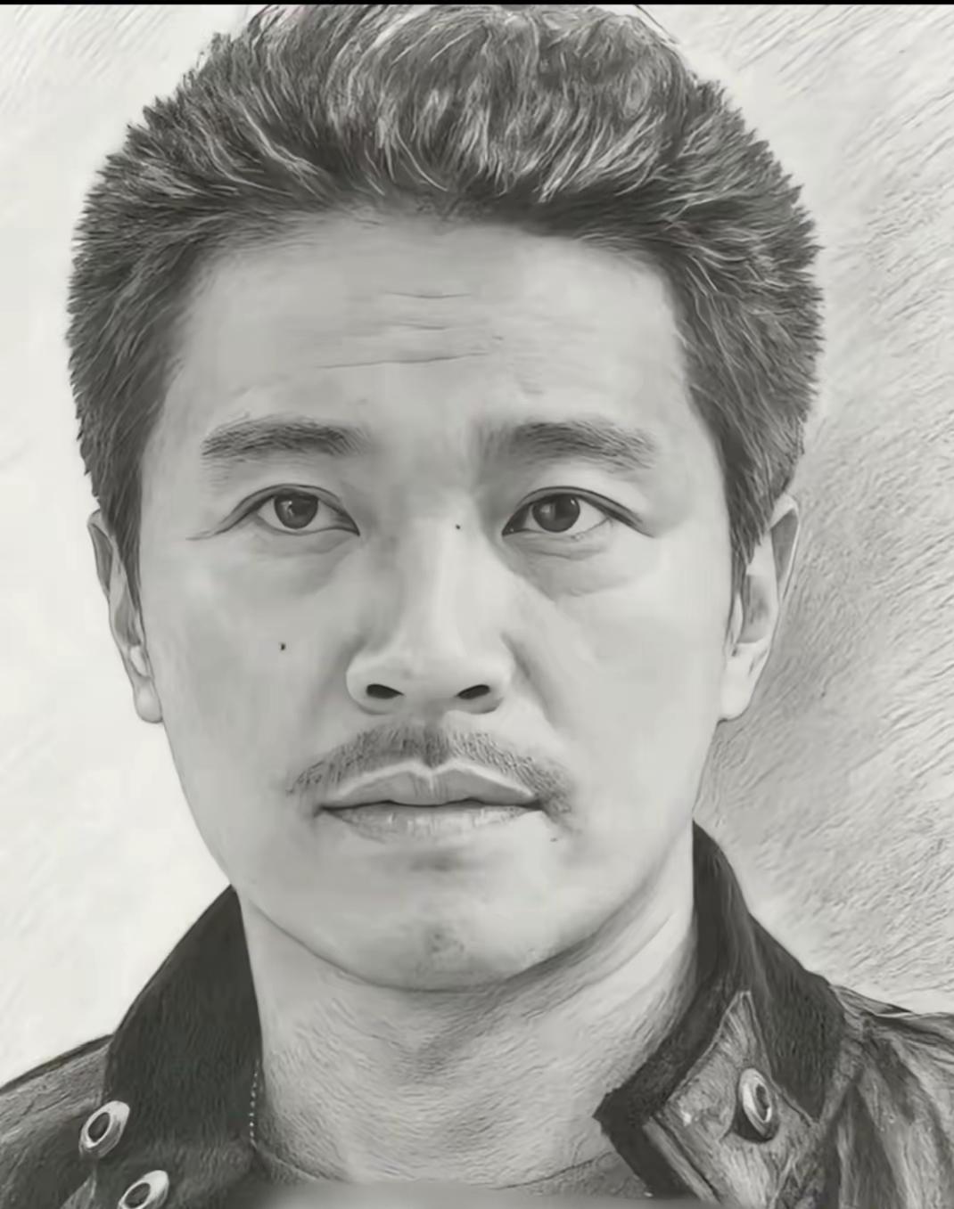 这人是谁啊？一时半伙想不出叫啥名字，有知道的不？