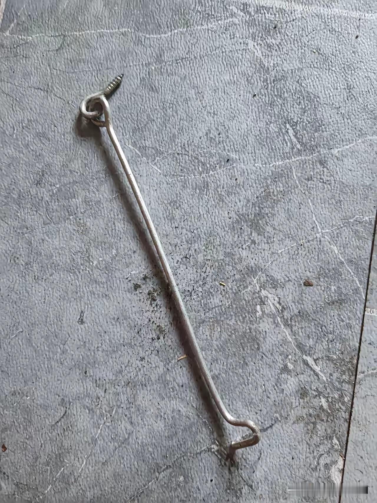 二十年前自建房用称下来一个，那时候的产品质量刚刚滴，这么多年还没生锈，你知道它是