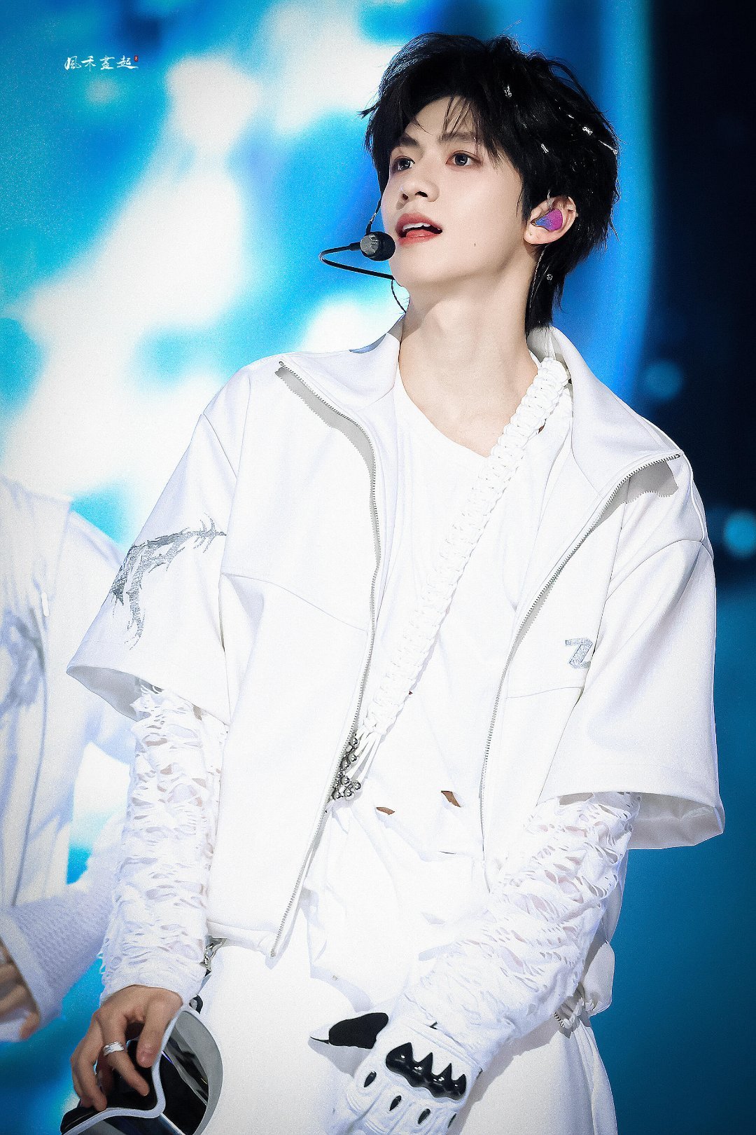 朱志鑫粉丝破千万了不负每一份奔赴，不负每一份偏爱！朱志鑫，千万喜乐，万事顺遂💛