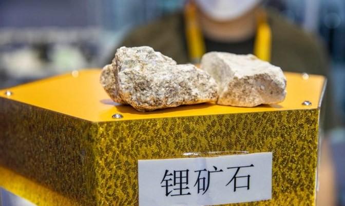古特雷斯面对国际法院对以色列行为的裁定，毫不犹豫地表示，将把咨询意见提交给联合国