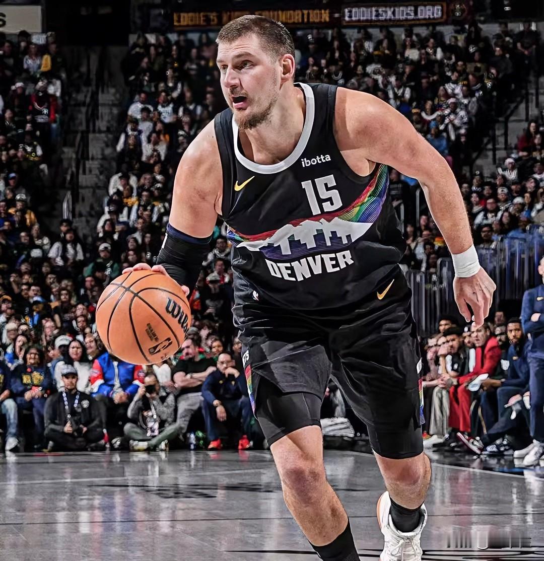 掘金险胜森林狼！真应了那句——好饭不怕晚！

1，先说华子，常规时间绝平三分加时