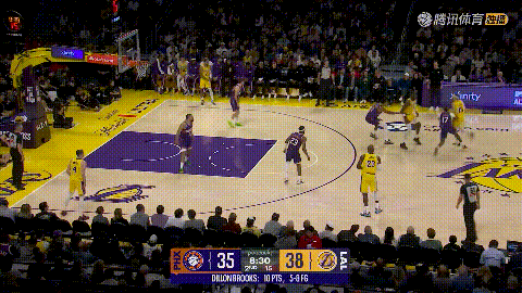 湖人新星克内克特真是特别的争气，他没有辜负詹姆斯的厚望！在今天湖人主场迎战太阳的